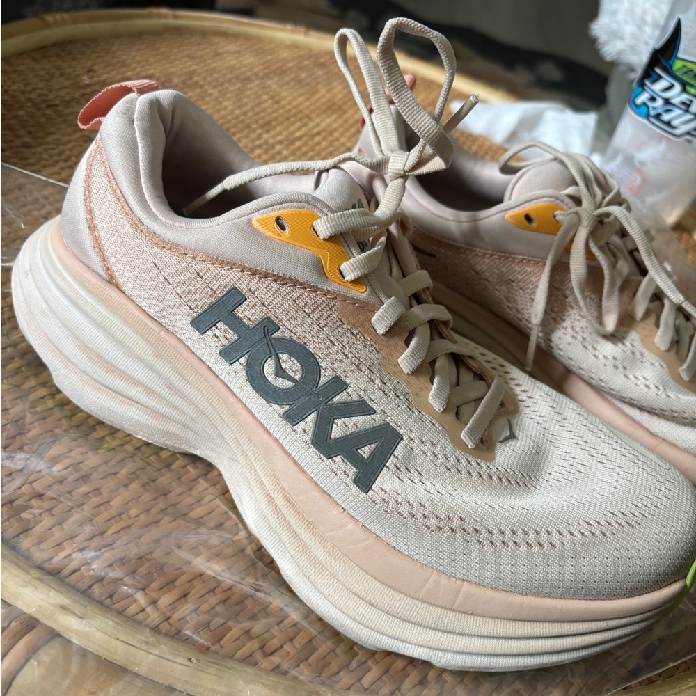 HOKA Bondi 8 Women's Cream Running Shoes